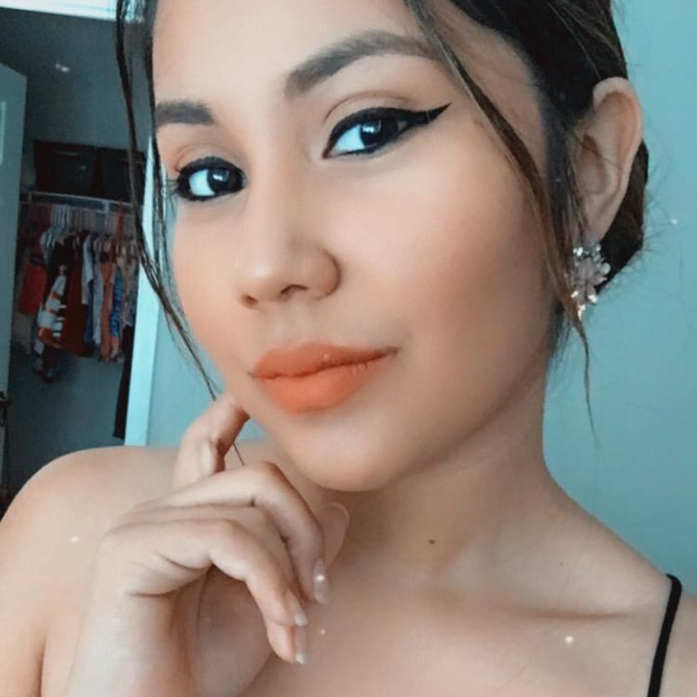 Meet your Posher, Valeska